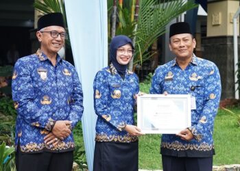Mbak Wali Pimpin Upacara HUT KORPRI dan HGN, Tegaskan Integritas dan Transformasi Digital ASN