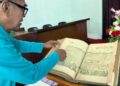 Alkitab Kuno Berusia Lebih 1,5 Abad Disimpan di Gereja Merah Kota Kediri