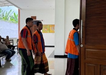 Empat Terdakwa Penjarahan DPRD Kediri Divonis 4 Bulan Penjara