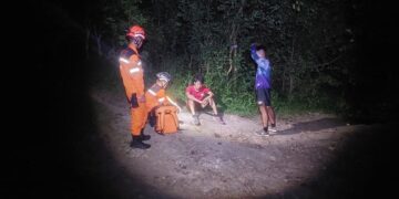 BPBD Kota Kediri Evakuasi Dua Pendaki Tersesat di Bukit Klotok