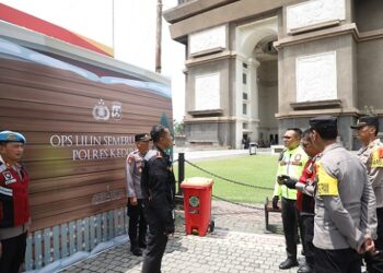 Operasi Lilin Semeru 2025, Kapolres Kediri Patroli R2 Pastikan Pospam dan Posyan Berjalan Optimal