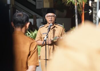 Pimpin Apel Pagi, Gus Qowim Ajak Refleksi Kinerja Tahun 2025 dan Terus Kembangkan Inovasi