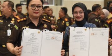 Mbak Wali dan Kepala Kejaksaan Negeri Kota Kediri Tanda Tangani PKS Penerapan Pidana Kerja Sosial