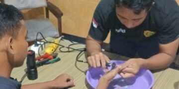 Jari Warga Ngadiluwih Bengkak Akibat Cincin, Damkar Turun Tangan