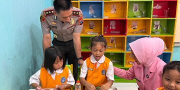 MBG Perdana di TK Kemala Bhayangkari Kediri Disambut Ceria Anak-Anak