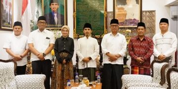 Mbak Wali dan Gus Qowim Silaturahmi, Pengasuh Ponpes Kedunglo Apresiasi Pembangunan Kota Kediri