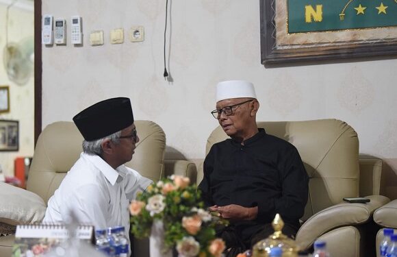 Gus Qowim Hadiri Haul KH. Askandar Bersama Jamaah PMJ, Menyusuri Teladan dan Keilmuan