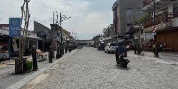 Disperindag Kediri Bahas Opsi Penataan PKL Jalan Stasiun