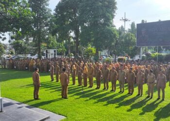 Pimpin Apel Pagi, Gus Qowim Sampaikan Pesan Penting Untuk OPD Pemkot Kediri