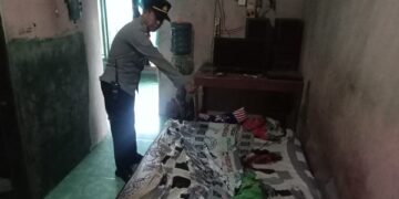 Wanita Lansia di Kunjang Ditemukan Bersimbah Darah, Diduga Ditusuk Anak Sendiri