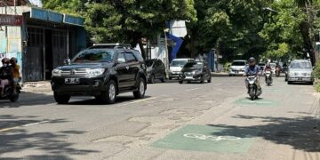 Jalan Rusak Picu Kecelakaan, Warga Keluhkan Kondisi Jalan Imam Bonjol Kediri