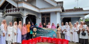 Semarak Ramadan, IKBI PG Ngadiredjo Bagikan Ratusan Sembako dan Santuni Yatim