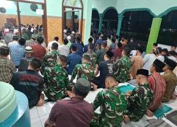 Kebersamaan Ibadah Perkuat Kemanunggalan TNI-Warga Dalam TMMD 127  Kodim 0809/Kediri