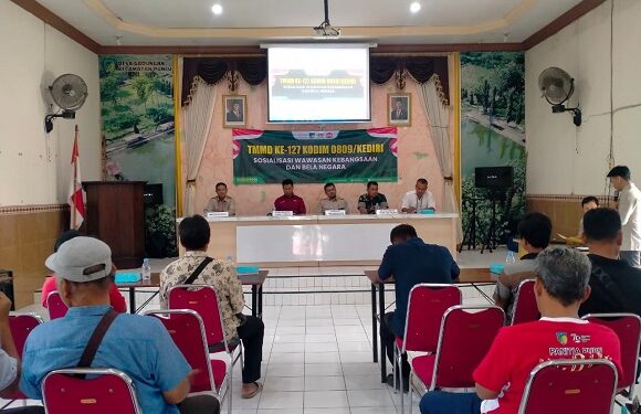 Sosialisasi Wawasan Kebangsaan, TMMD ke-127 Perkuat Ketahanan Ideologi Masyarakat Desa Gadungan