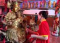 Ritual Songsen dan Bersih Altar Digelar di Klenteng Tjoe Hwie Kiong Kediri