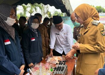 Sidak Takjil Ramadan, Masih Ditemukan Kerupuk Mengandung Pewarna Berbahaya di Kota Kediri