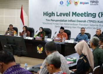 Mbak Wali Pimpin High Level Meeting TPID, Ajak Kolaborasi Jaga Stabilitas Harga dan Pasokan Jelang Ramadan dan Idulfitri