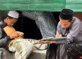 Ngaji Kilat Ramadan Ponpes Lirboyo, Santri Isi Waktu Luang Dengan Tradisi Keilmuan