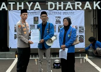 PMII Gelar Aksi Simpatik di Mako Polres Kediri Kota, Audiensi – Doa Bersama Kapolres Kediri Kota