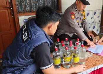 Ops Pekat Semeru 2026, Polsek Ngadiluwih Amankan 12 Botol Miras Ilegal