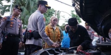 Pimpin Apel Gelar Pasukan Operasi Ketupat Semeru 2026, Mbak Wali Pastikan Pengamanan Idulfitri