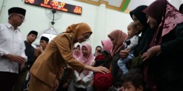 Safari Ramadan Kecamatan Pesantren, Mbak Wali Ajak Perkuat Silaturahmi dan Jaga Stabilitas Harga