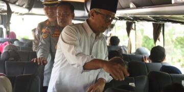 Balik Gratis 2026 Jadi Solusi Arus Balik, Gus Qowim Berangkatkan Pemudik Menuju Jakarta dan Surabaya