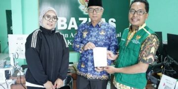 Gus Qowim Tunaikan Zakat di Baznas Kota Kediri, Ajak Warga Salurkan Zakat Baznas