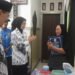 Sambangi Rumah Warga Semampir, Mbak Wali Beri Bantuan dan Menyerahkan Ijazah