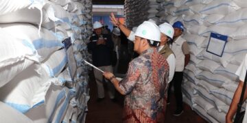 Bimantoro Wiyono Tinjau Gudang Bulog Candirejo Nganjuk, Pastikan Stok Aman