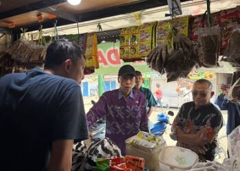 Sidak Pasar Setonobetek, Pemkot Kediri Temukan Harga Beras Masih di Atas HET