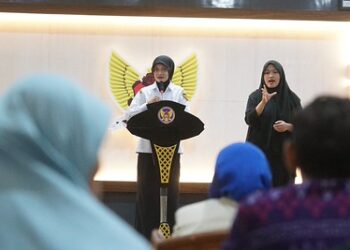 Mbak Wali Saksikan Pelantikan Pengurus Gerkatin 2023-2028, Perkuat Komitmen Kota Inklusif