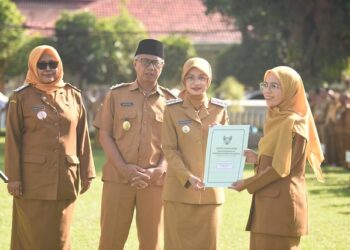 276 ASN Terima SK Kenaikan Pangkat, Mbak Wali Tekankan Inovasi dan Disiplin di Tengah Kebijakan WFH