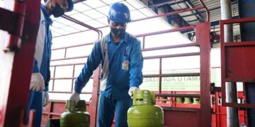 Long Weekend, Pertamina Patra Niaga Tambah Lebih Dari 700 Ribu Tabung LPG 3 Kg di Jatim