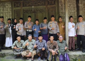 Kapolres Kediri bersama Ketua Himasal Kediri Raya Silaturahmi ke Ponpes Mahir Arriyadl
