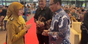 Tebu Manten Buka Musim Giling , PG Pesantren BaruTargetkan 873 Ribu Ton