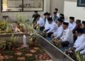 Gus Yahya Ziarah ke Makam Pendiri Ponpes Al Falah Ploso Jelang Pembukaan Munas-Konbes NU 2026