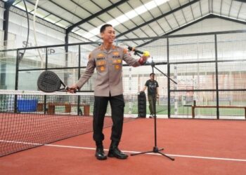 Kapolres Kediri Kota Buka Turnamen Padel 2026, Pererat Sinergi dan Junjung Sportivitas Sambut Hari Bhayangkara ke-80