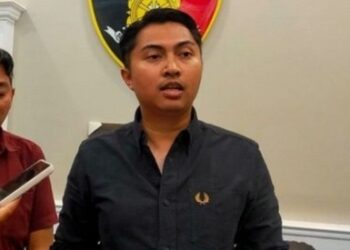Nyamar Pakai Akun Perempuan, Guru Pria di Pare Dekati Siswa Laki-laki