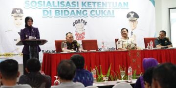 Mbak Wali Ajak Pemilik Toko Tolak Rokok Ilegal dan Jaga Iklim Usaha Sehat