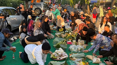 Doa Lintas Agama di Momen Grebeg Suro, Warga Pocanan Antusias Nguri-uri Budaya