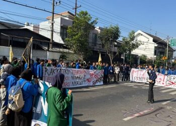Aliansi Mahasiswa Kediri Desak Evaluasi Total Pemerintah, DPRD Janji Tindak Lanjuti Aspirasi