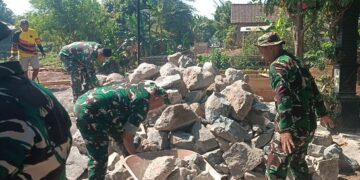 Kodim 0809/Kediri Bangun Jembatan Perintis Garuda Merah Putih, Kuati Konektivitas dan Ekonomi Warga Desa Kaliboto