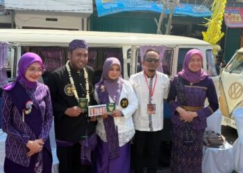 Mobil-Mobil VW Unik Jadi Saksi Pernikahan 53 Pasangan di Kota Kediri