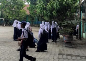 Murid 3 Sekolah di Kediri Alami Gejala Mual hingga Diare, Diduga Usai Santap Menu MBG