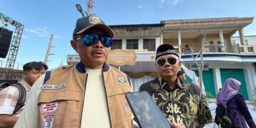 Catatkan Rekor MURI Lewat Nikah Massal di Dalam Mobil VW Kombi, VIA Wariskan Nilai Luhur ke Generasi PEnerus