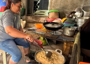 Jaga Resep Keluarga, Lodho Ayam Kampung Bapak’e Ngancar Bertahan Sejak 2009