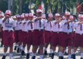 Lomba Baris Berbaris SD, Wali Kota Kediri Tekankan Disiplin dan Kekompakan