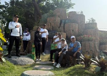 Bersih-bersih Saluran Sungai, Wali Kota Kediri Resmikan RTH Baru